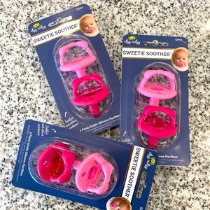 Itzy Ritzy Sweetie Soother